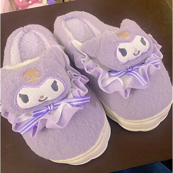 KUROMI Sanrio Character Fluffy Slippers main image 1